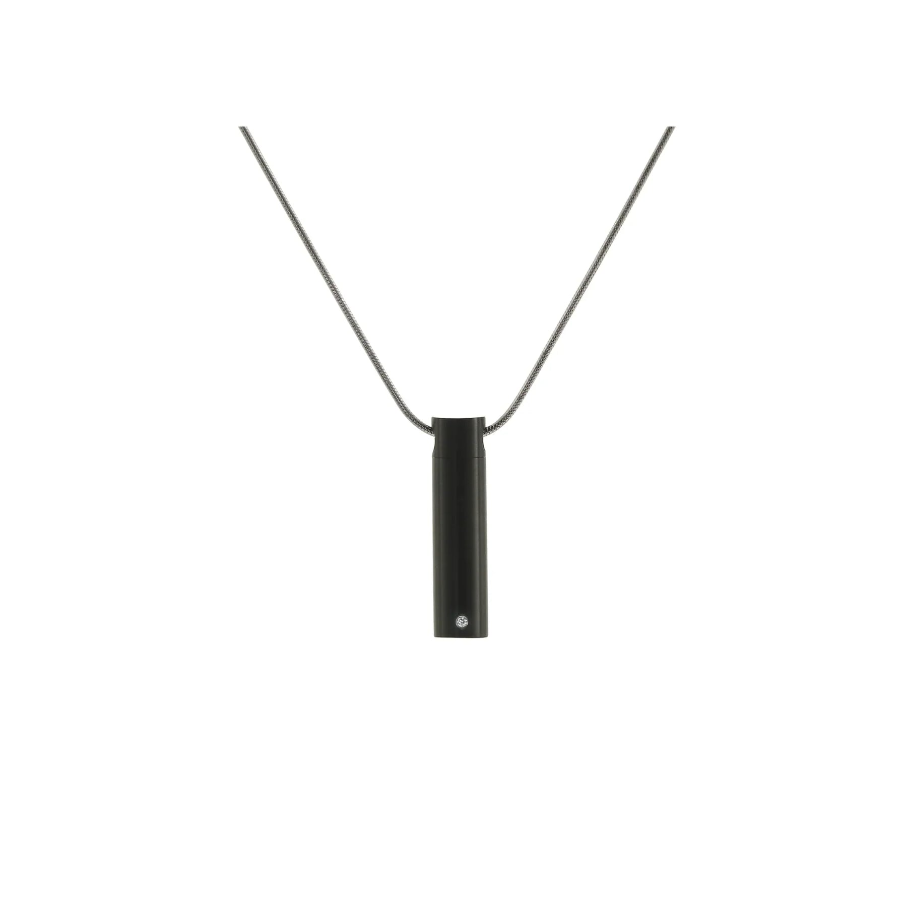 Cylinder Onyx - includes 19" chain